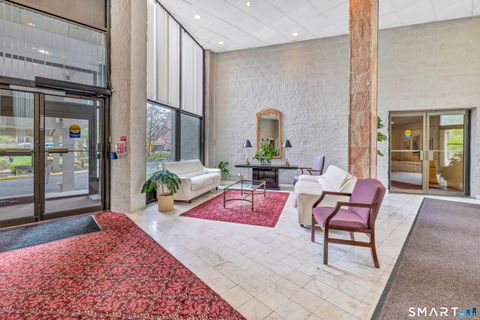 Tiny photo for 3200 Park Avenue #5C2, Bridgeport, CT 06604 (MLS # 24178544)
