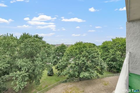Tiny photo for 3200 Park Avenue #5C2, Bridgeport, CT 06604 (MLS # 24178544)