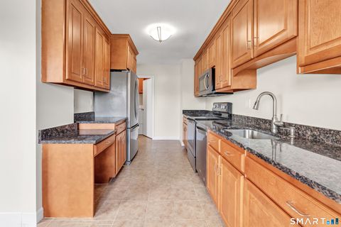 Tiny photo for 3200 Park Avenue #5C2, Bridgeport, CT 06604 (MLS # 24178544)