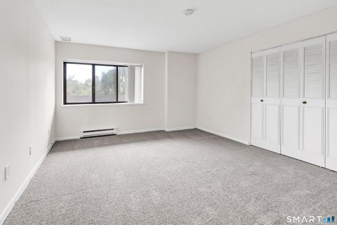 Tiny photo for 3200 Park Avenue #5C2, Bridgeport, CT 06604 (MLS # 24178544)