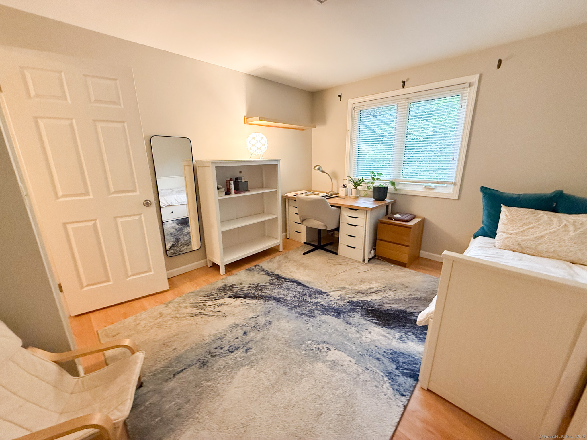 Farmington, Connecticut 06032, United States, 3 Bedrooms Bedrooms, ,2 BathroomsBathrooms,Residential,Active,193005