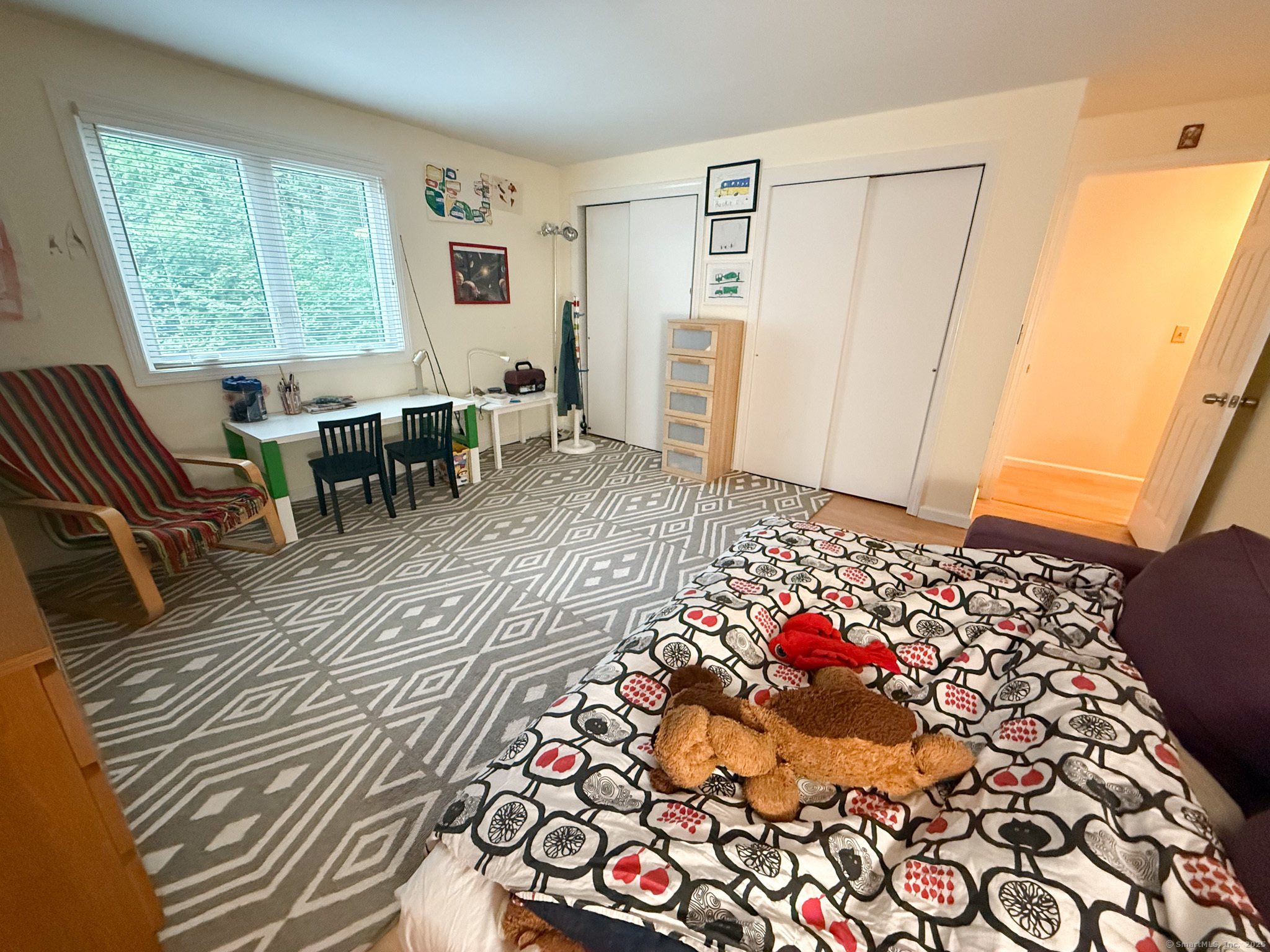 Farmington, Connecticut 06032, United States, 3 Bedrooms Bedrooms, ,2 BathroomsBathrooms,Residential,Active,193005