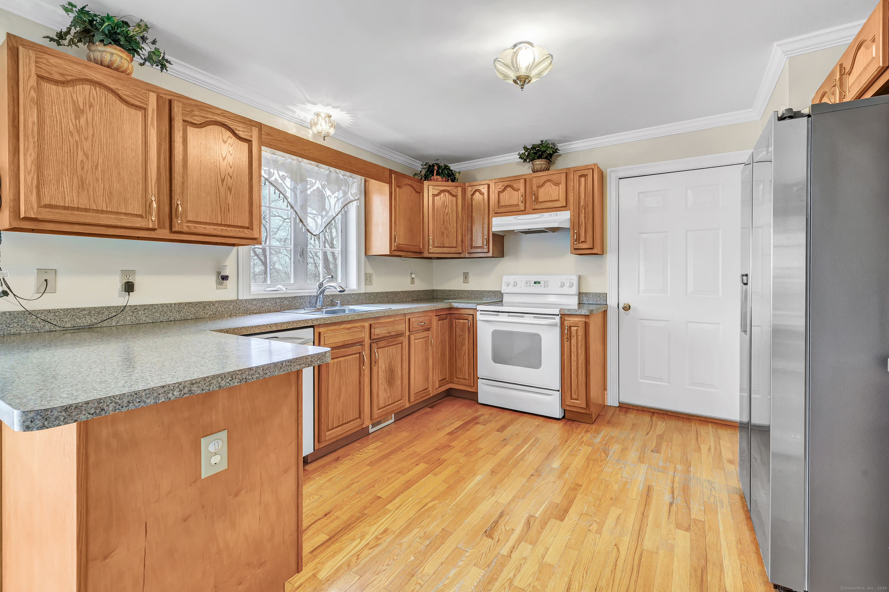 70 Cedar Lane, Beacon Falls, Connecticut image 10