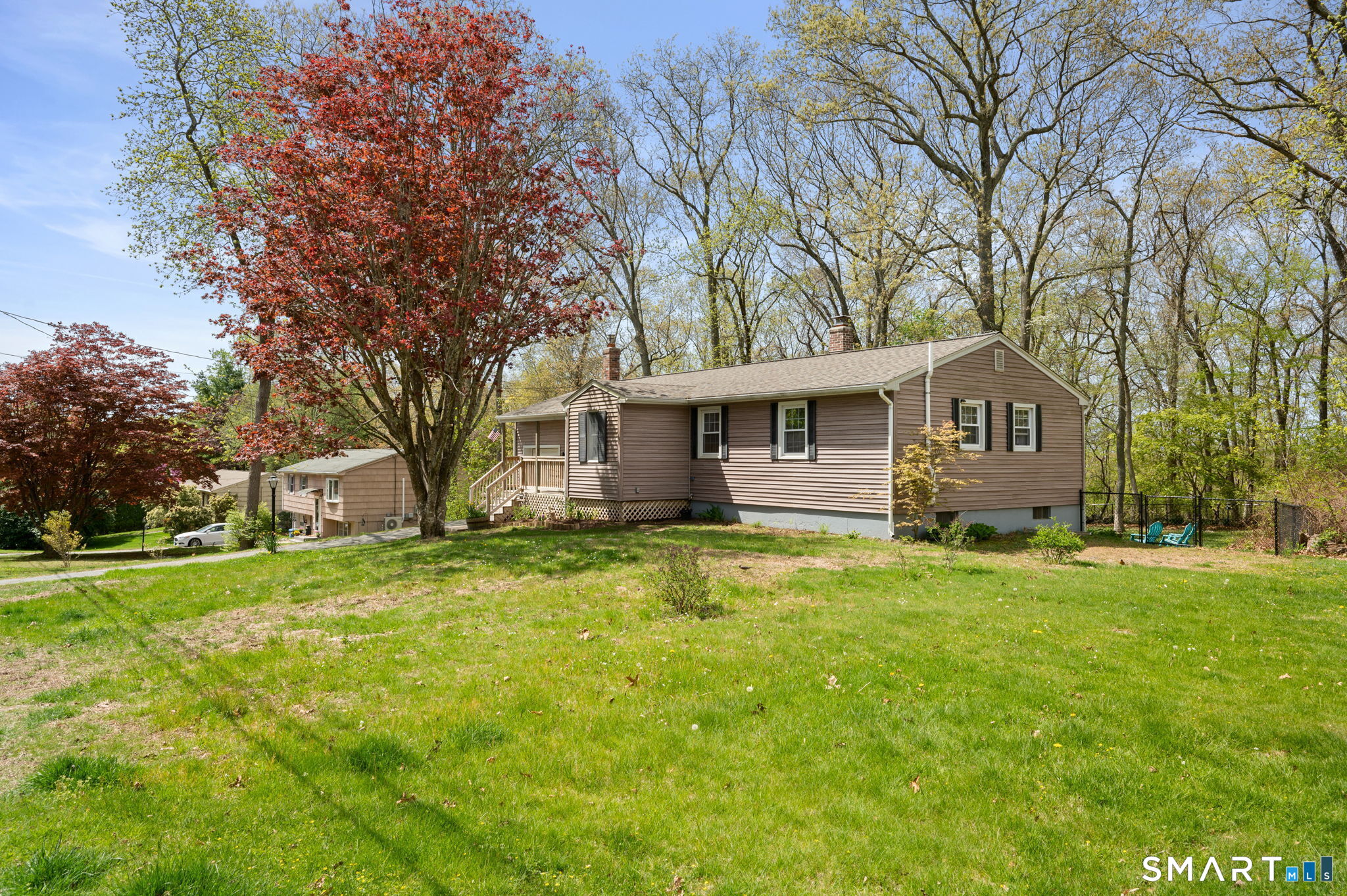 17 Ledgewood Drive