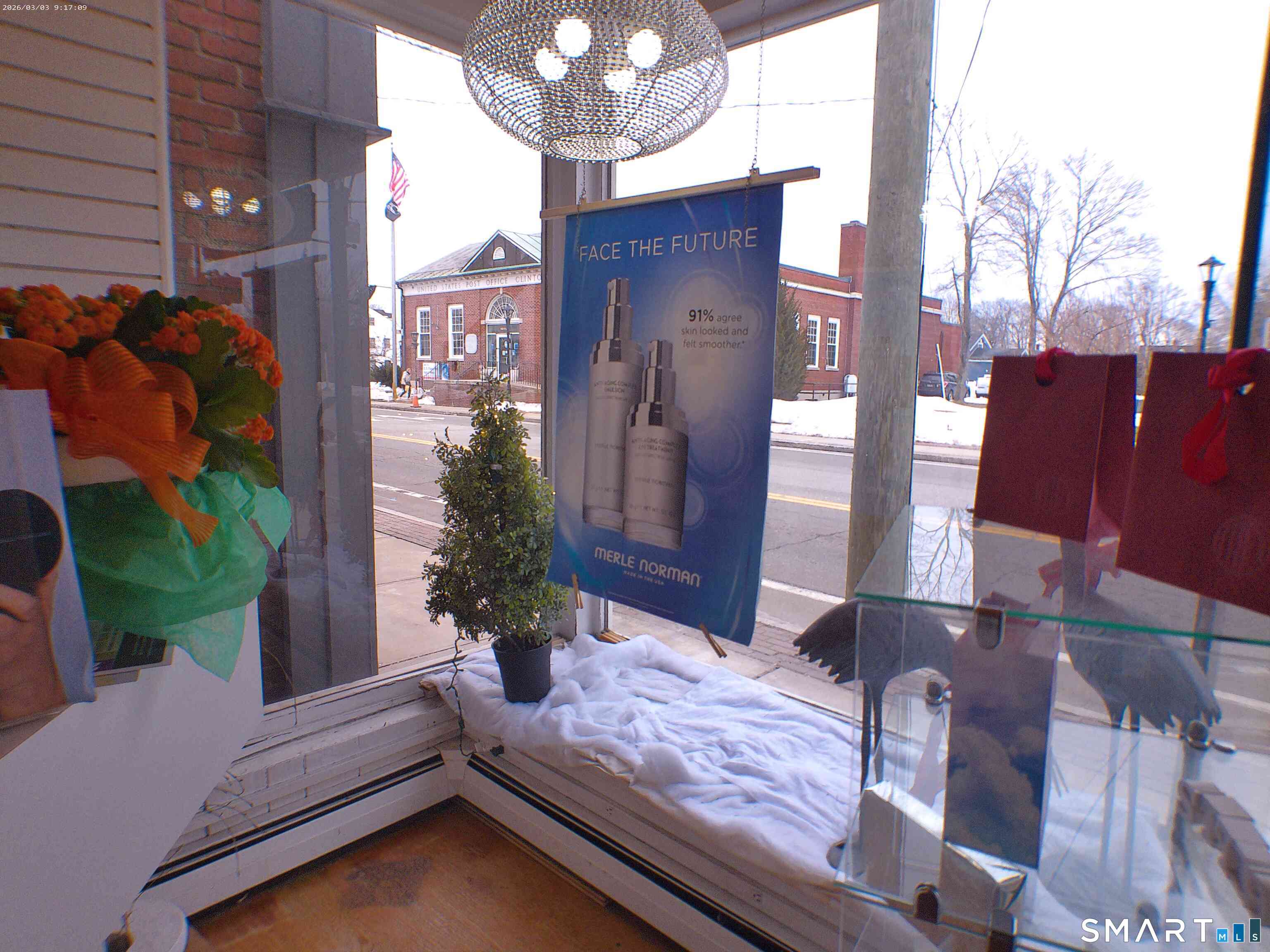 7-9 West Main Street 9