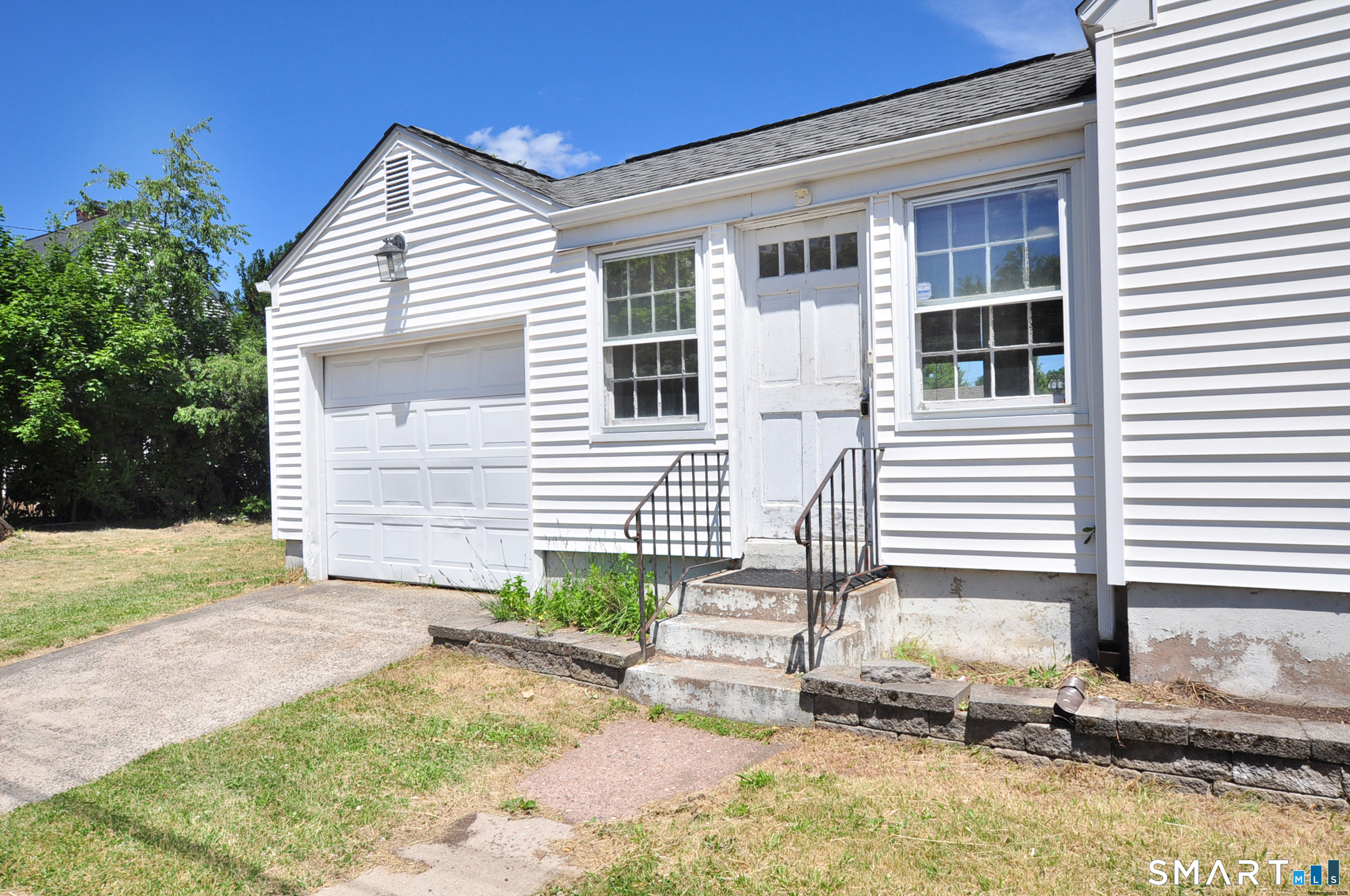 103 West Center Street