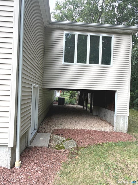 Tiny photo for 9 Paint Brush Path, Montville, CT 06382 (MLS # 24195308)