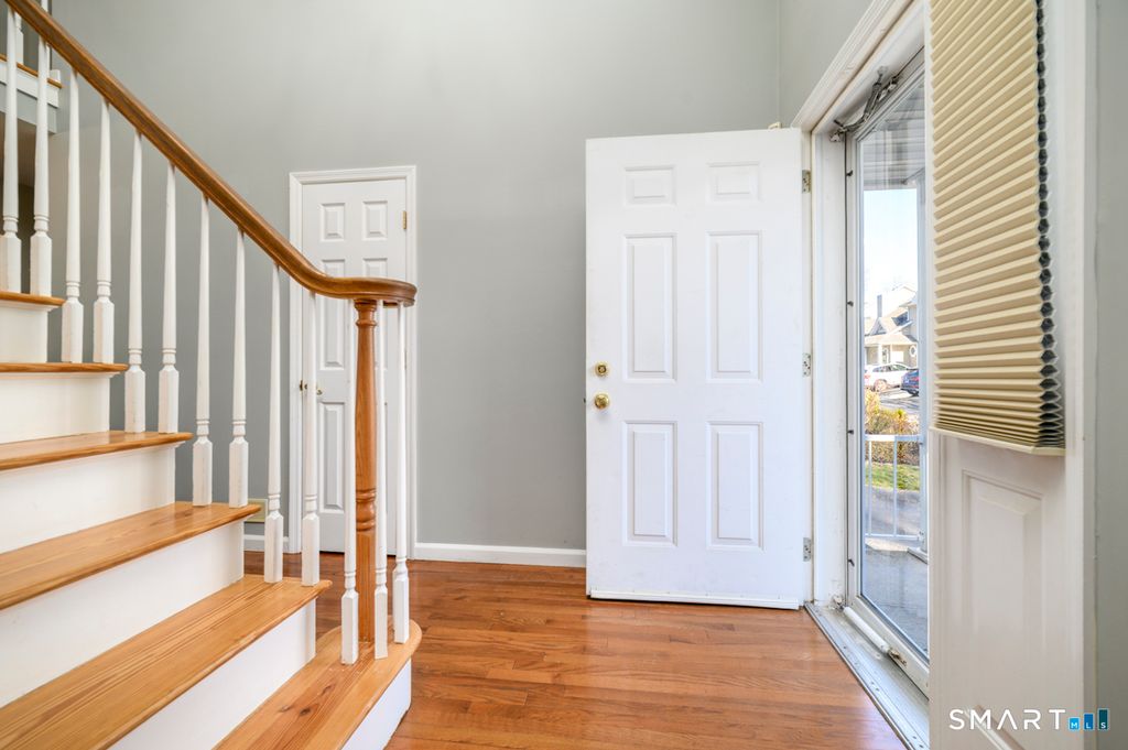 Photo of 596 Glenbrook Road #APT 12, Stamford, CT 06906 (MLS # 24159016)