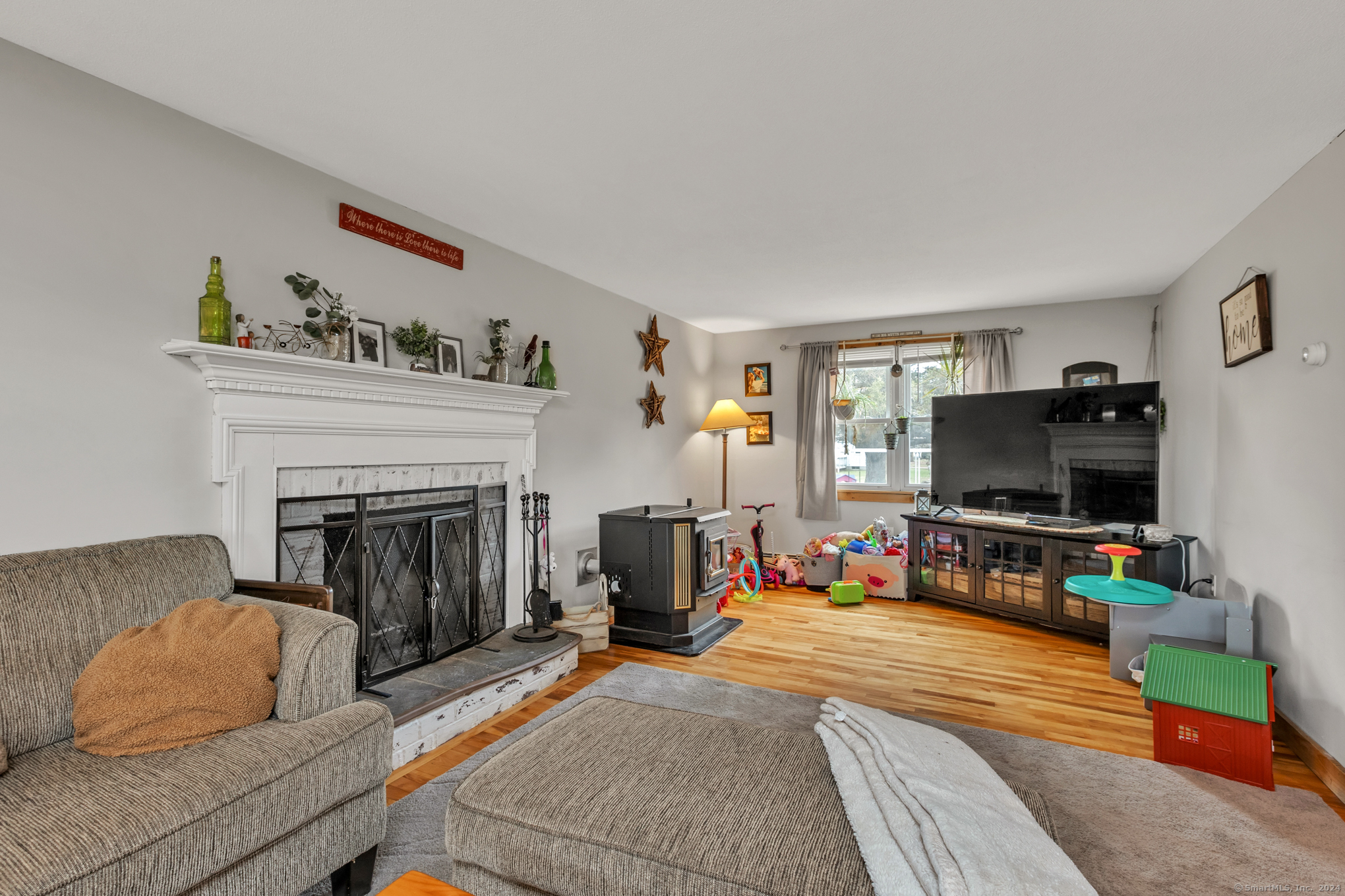 11 East Road, East Windsor, Connecticut image 9