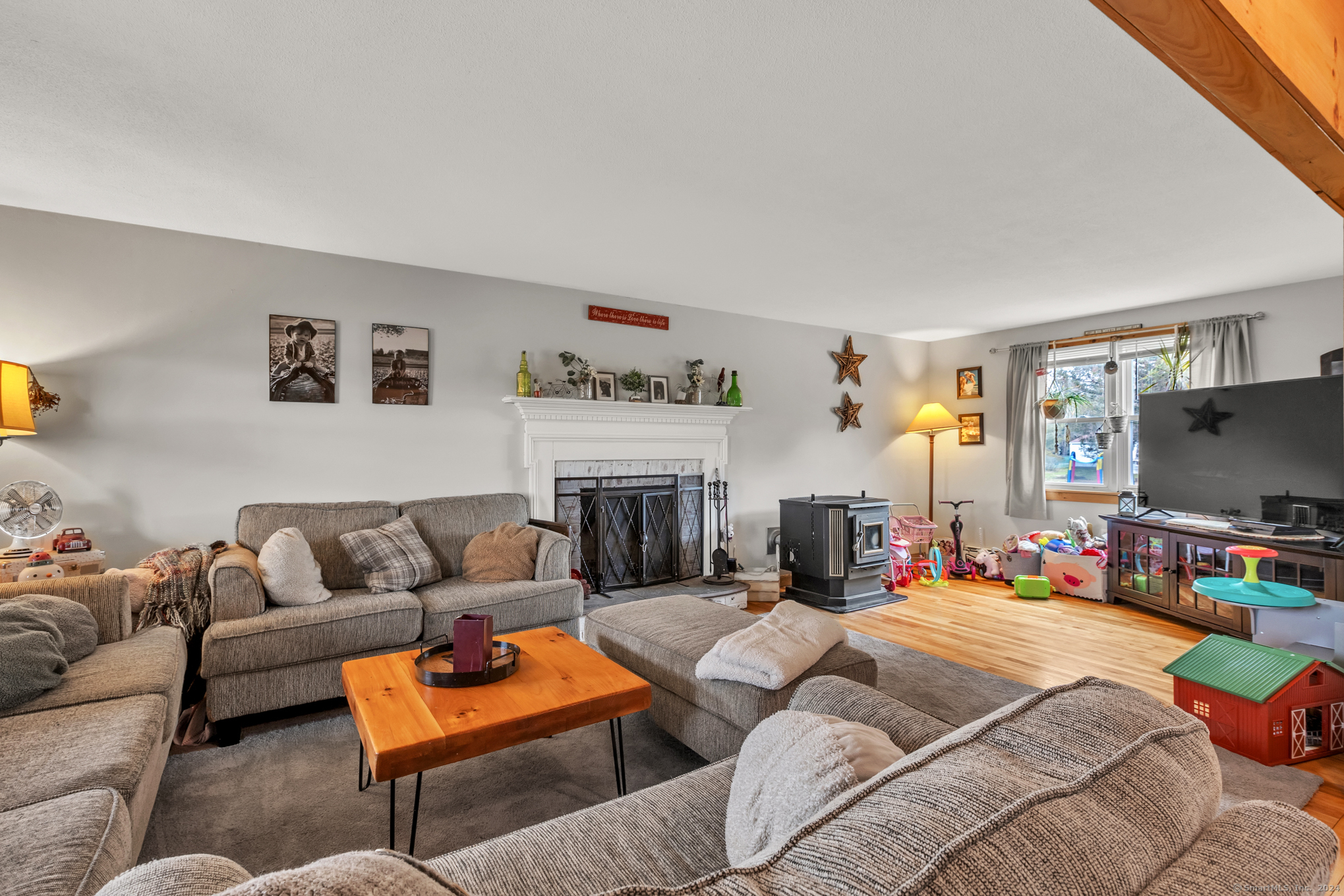 11 East Road, East Windsor, Connecticut image 6