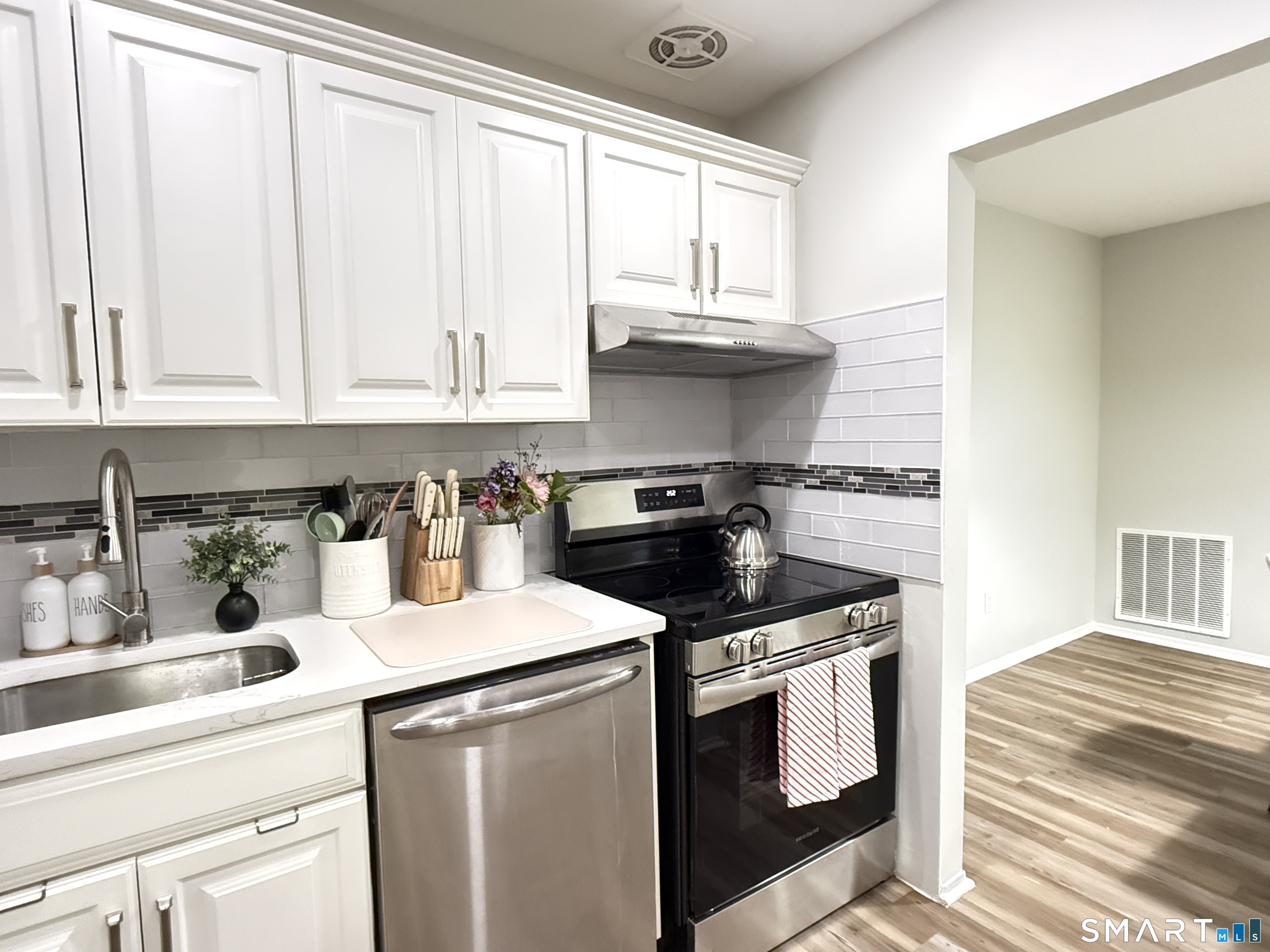 50 Greenhouse Road 49C