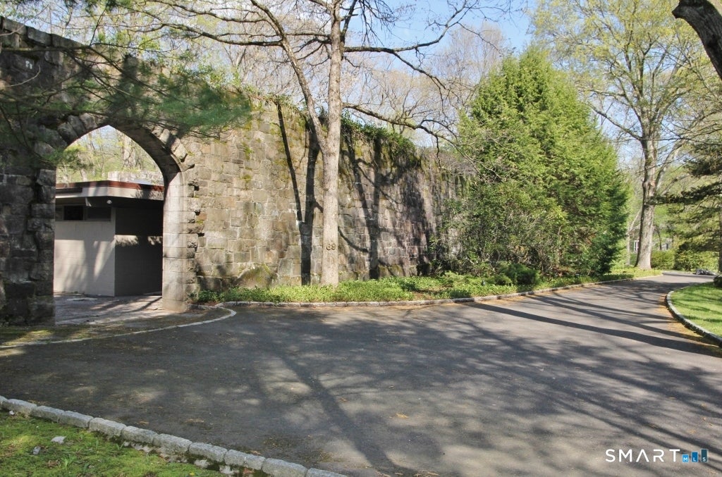 Photo of 69 Studio Road, Stamford, CT 06903 (MLS # 24201696)