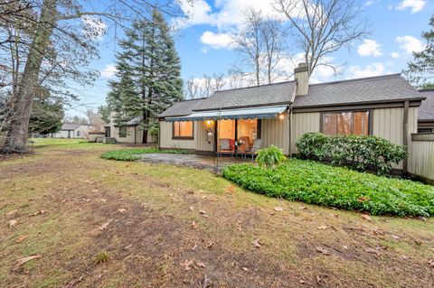 A home in Southbury