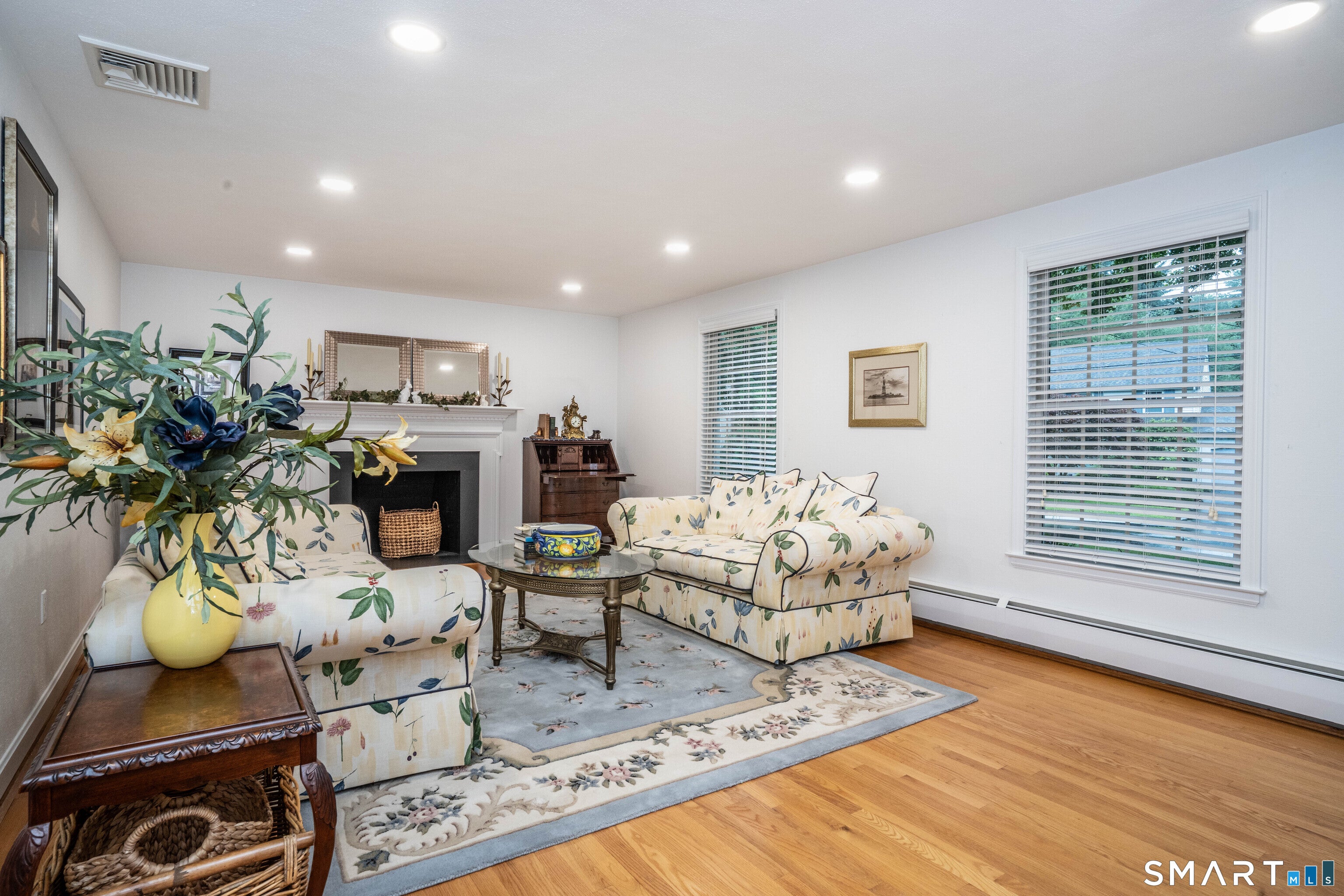 4 Manor Lane
