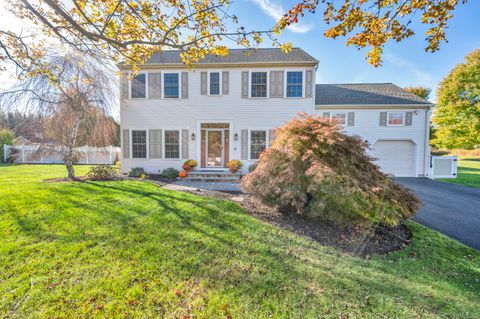 Photo of 3 Trailside Drive, Wallingford, CT 06492 (MLS # 24134537)