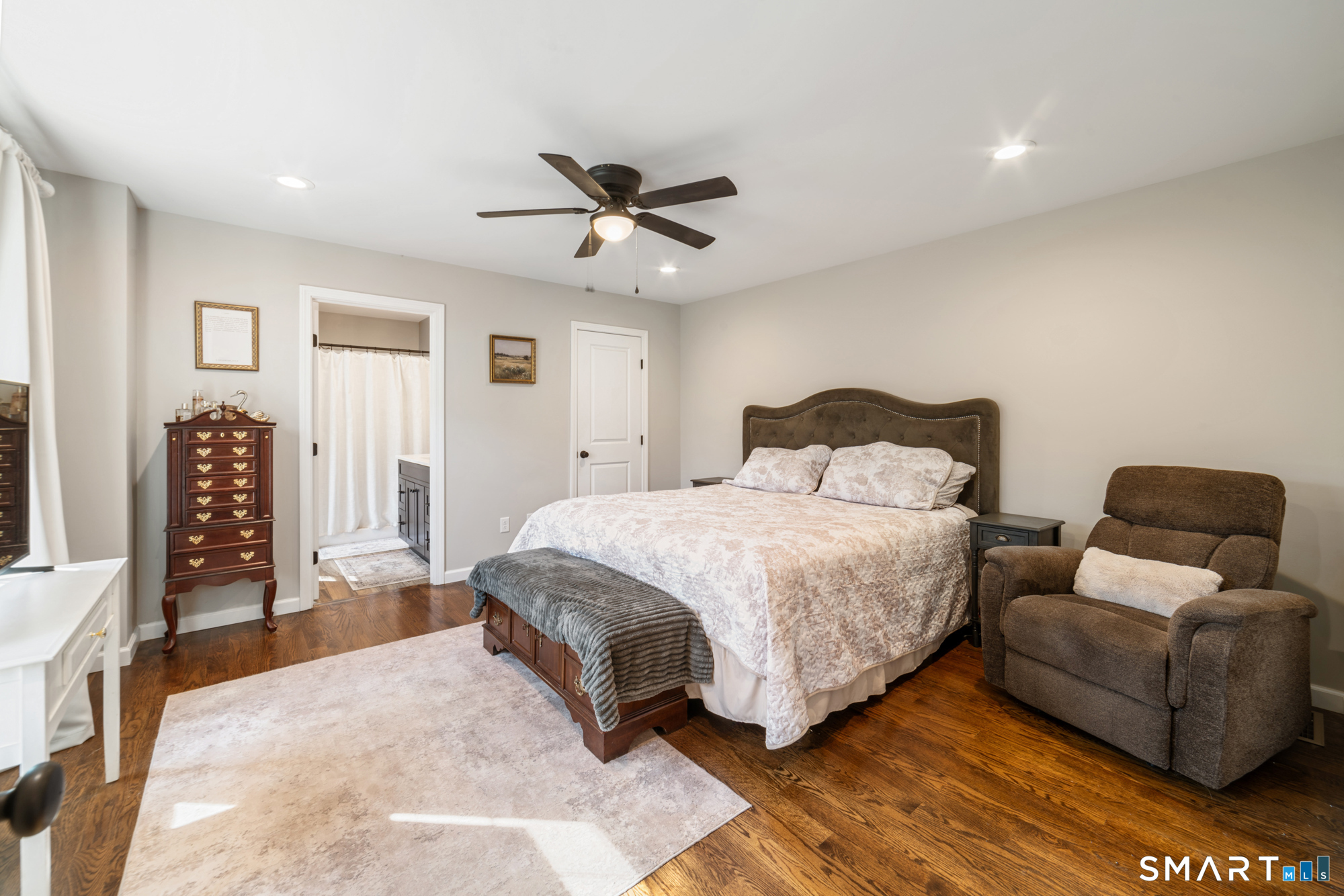 65 J Ryan Way