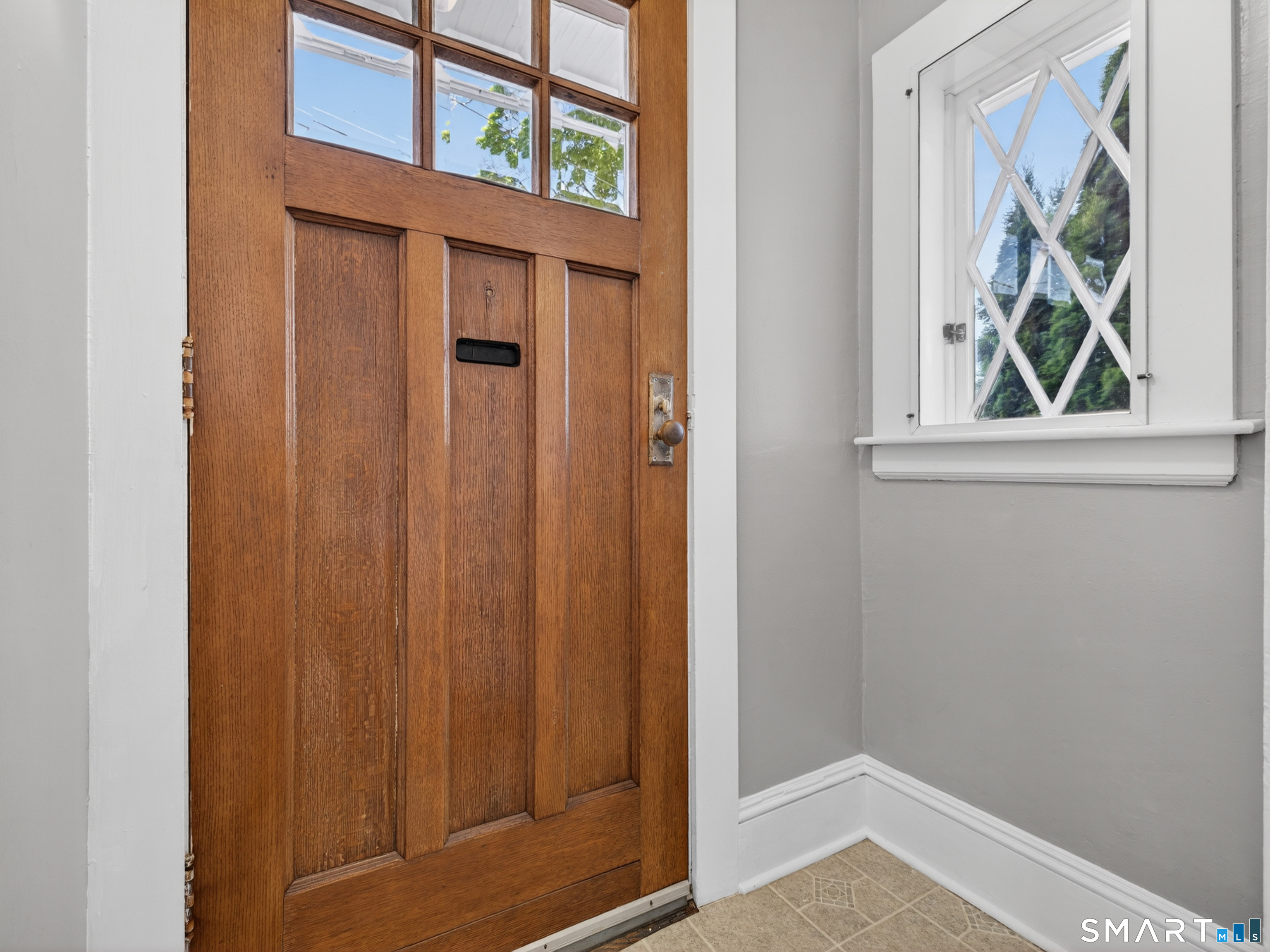43 Hedge Avenue