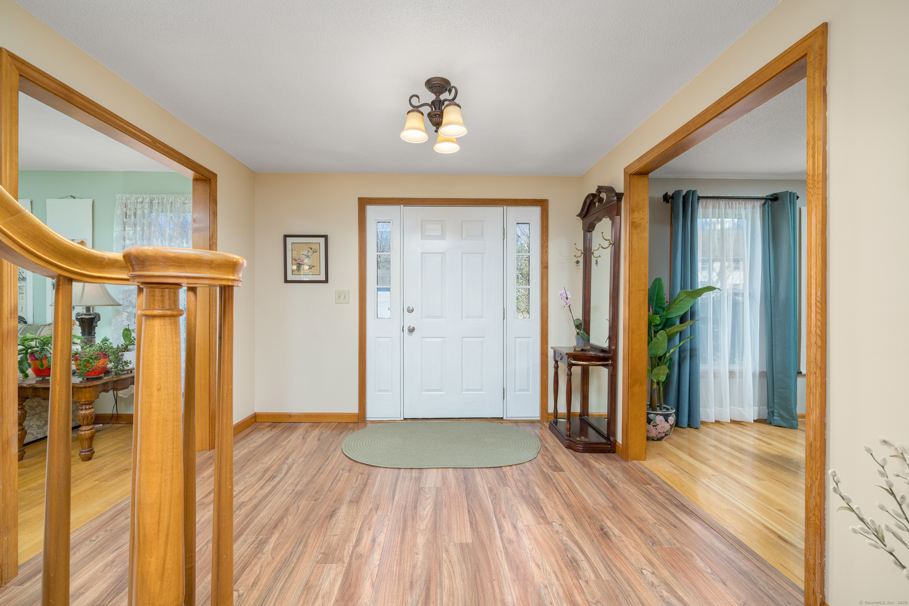 6 Brookfield Court