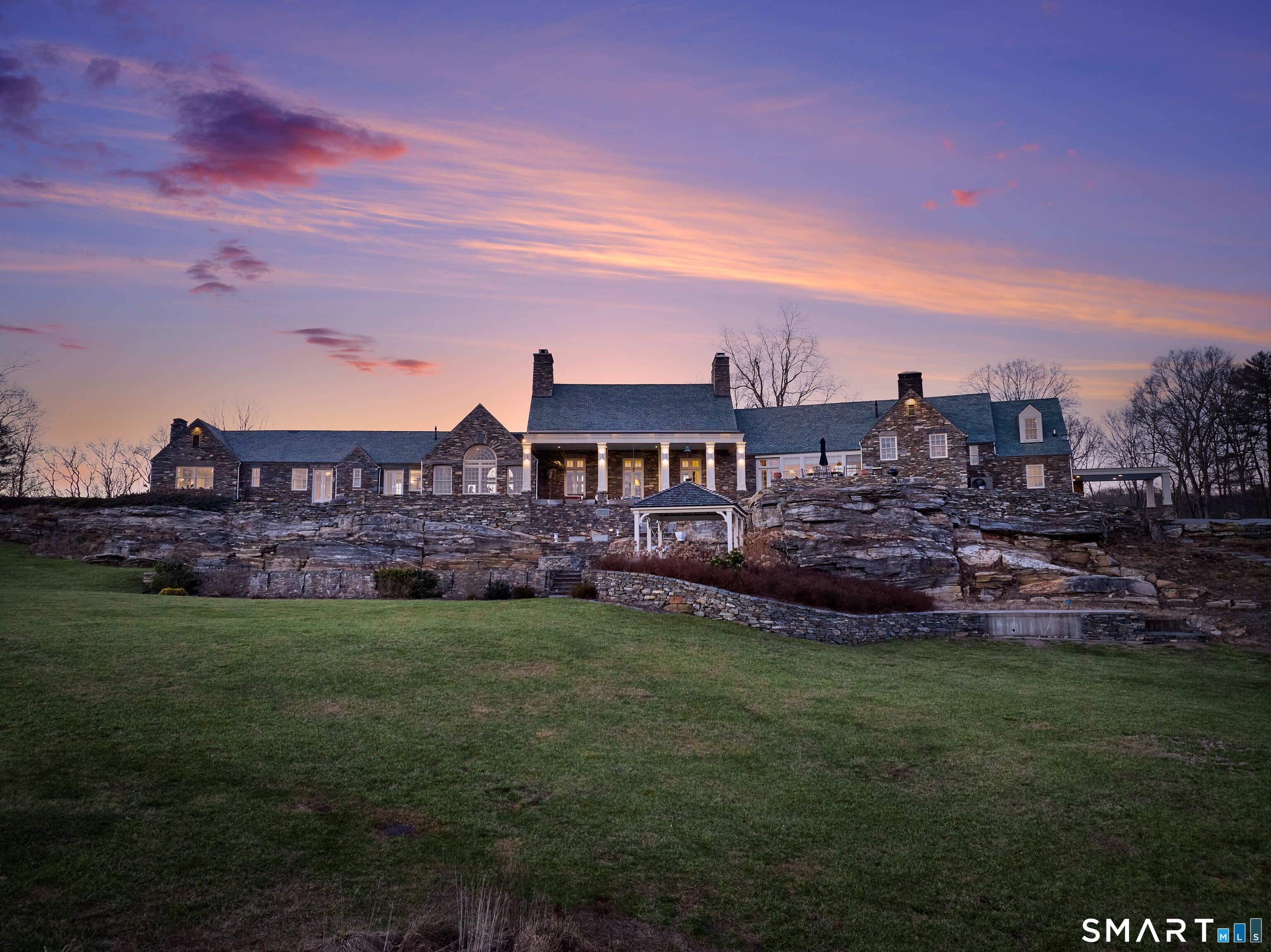 153 Ferry Road