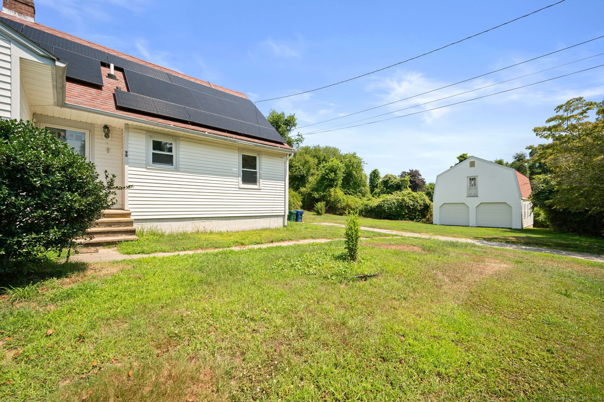 98 Bloomingdale Road