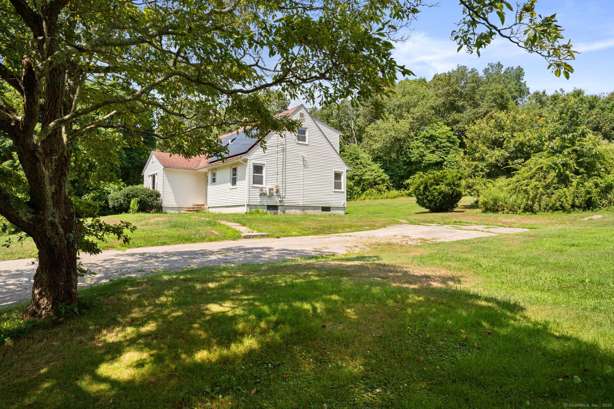 98 Bloomingdale Road