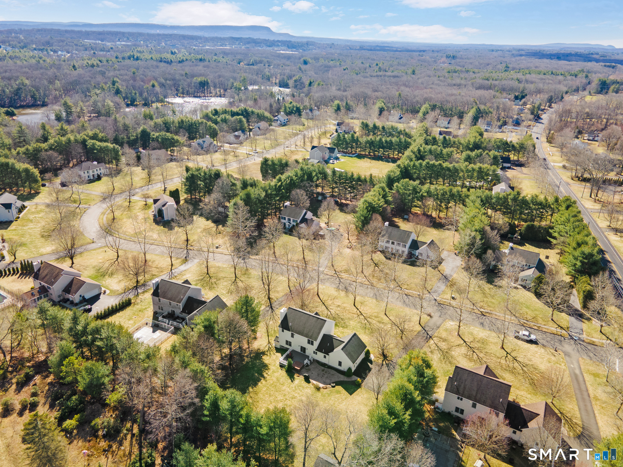 23 Mountain Pond Road