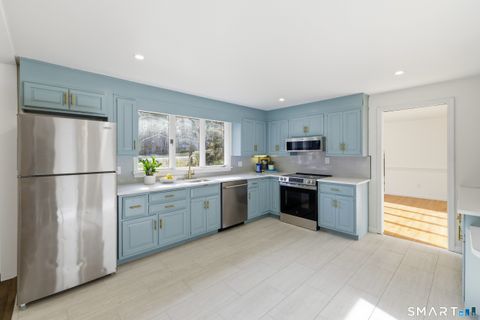 Tiny photo for 6 Heritage Lane, Simsbury, CT 06070 (MLS # 24157833)