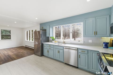 Tiny photo for 6 Heritage Lane, Simsbury, CT 06070 (MLS # 24157833)