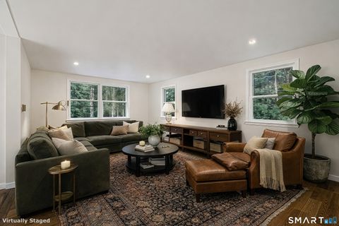 Tiny photo for 6 Heritage Lane, Simsbury, CT 06070 (MLS # 24157833)