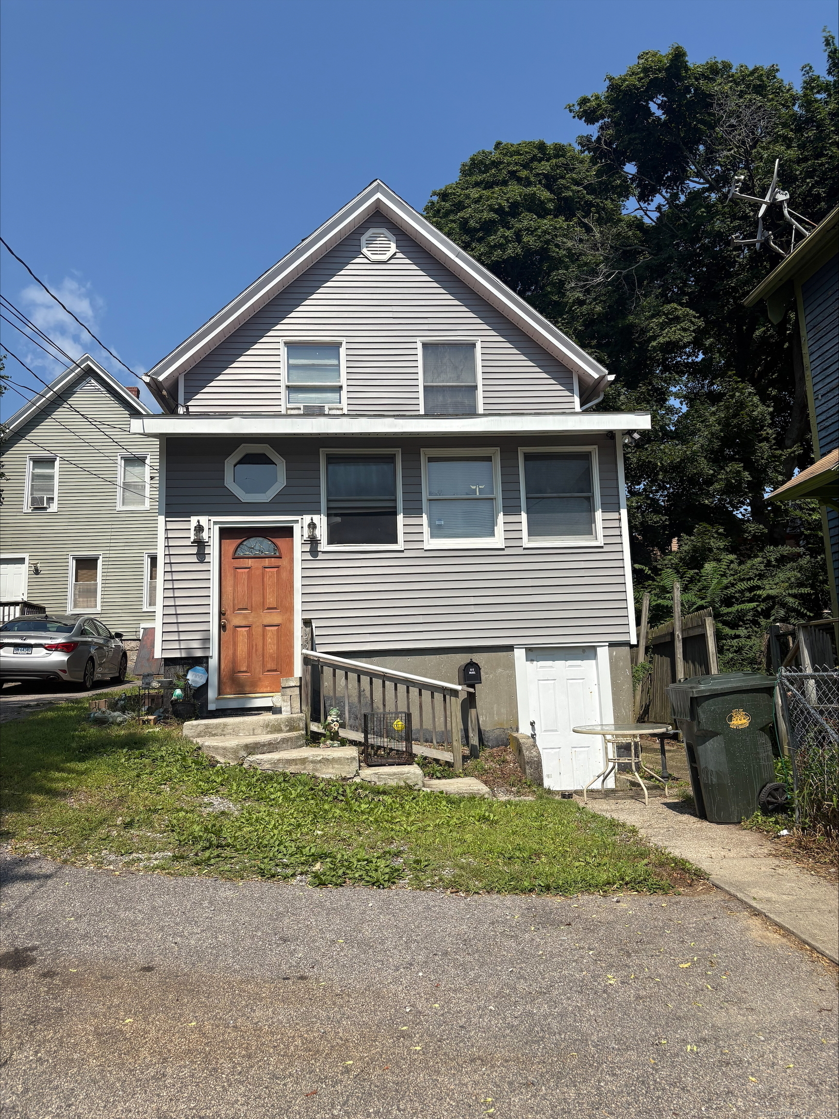 38 Mountain Avenue