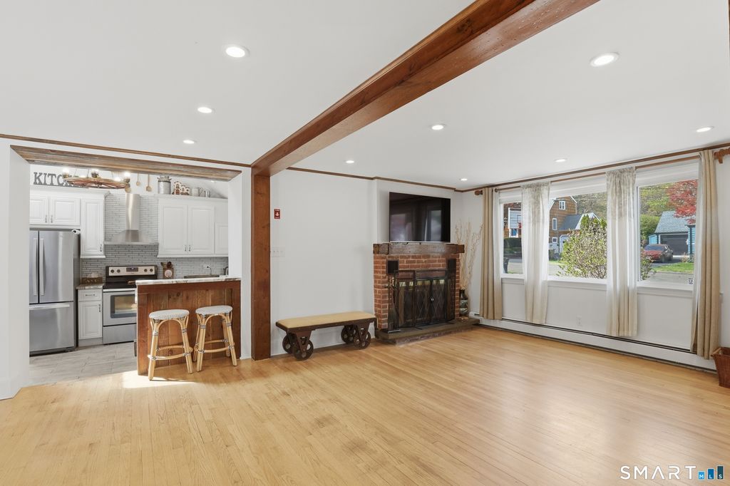 Photo of 58 Sleepy Hollow Lane, Stamford, CT 06907 (MLS # 24169888)