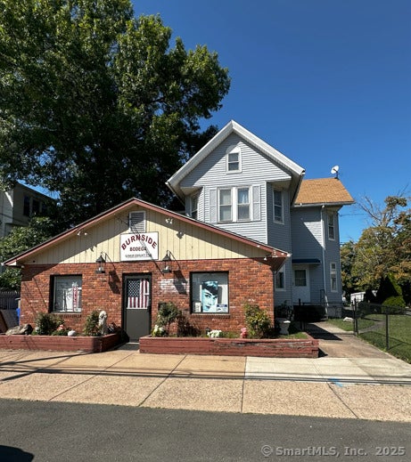 Multifamily For Sale - 52 Burnside Avenue<br/> East Hartford, CT 06108