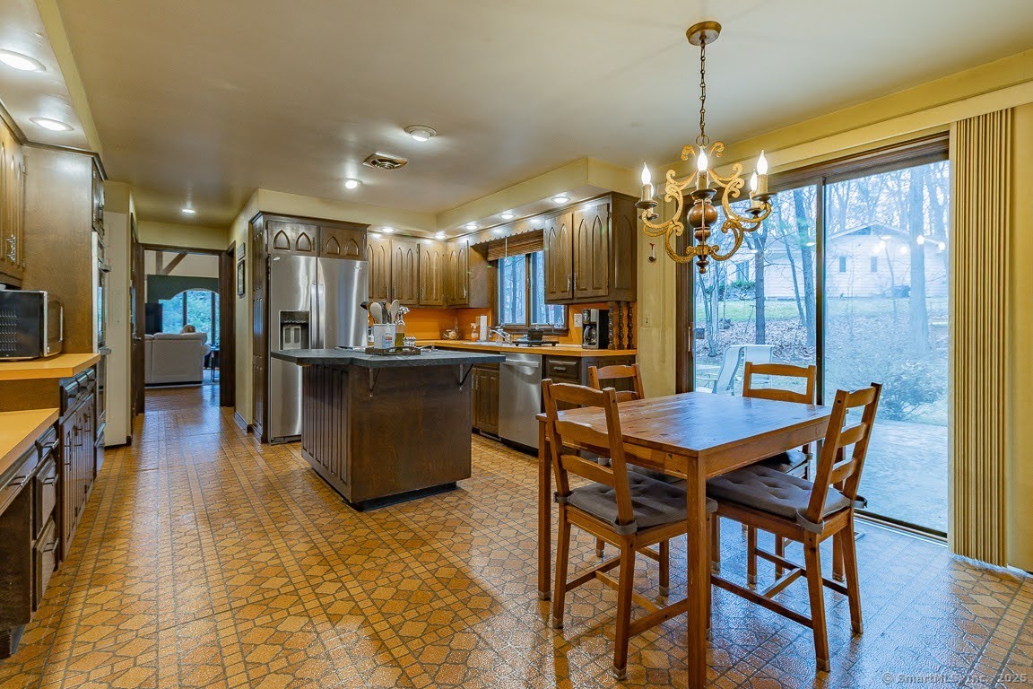30 Boy Street, Bristol, Connecticut image 9