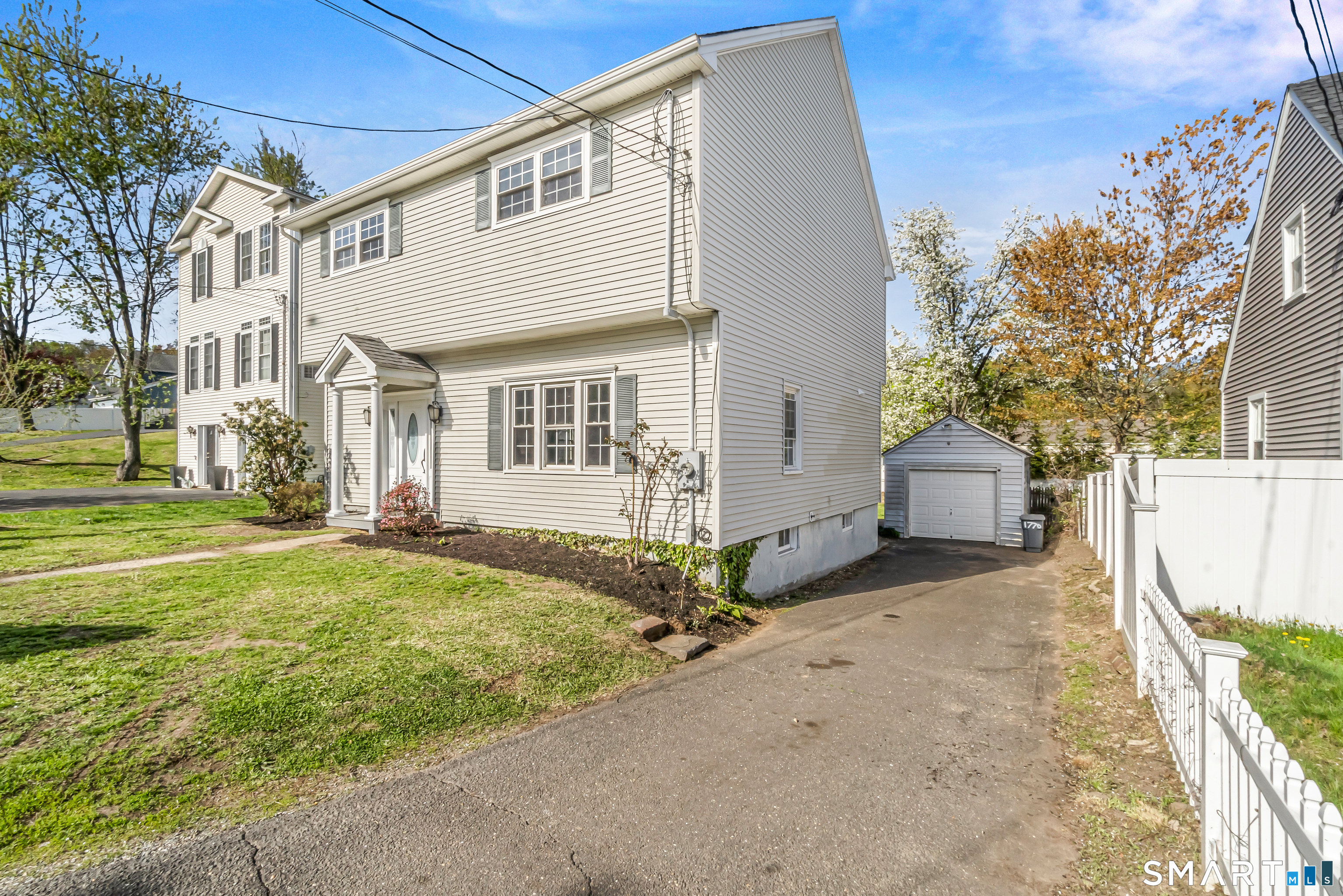 1770 Stratfield Road