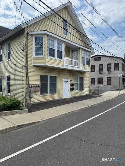 Multifamily For Rent - 265 East Avenue #1<br/> Norwalk, CT 06855