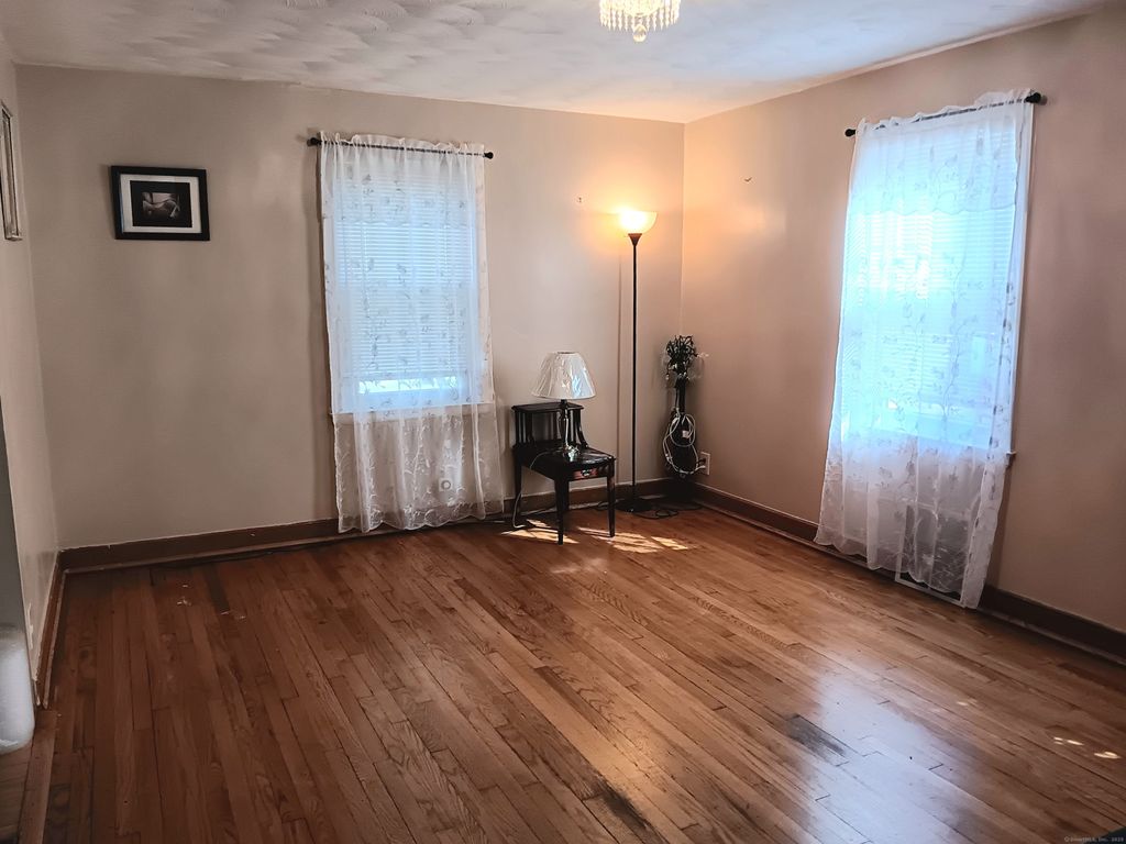 Photo of 16 Highview Street, Waterbury, CT 06708 (MLS # 24134344)