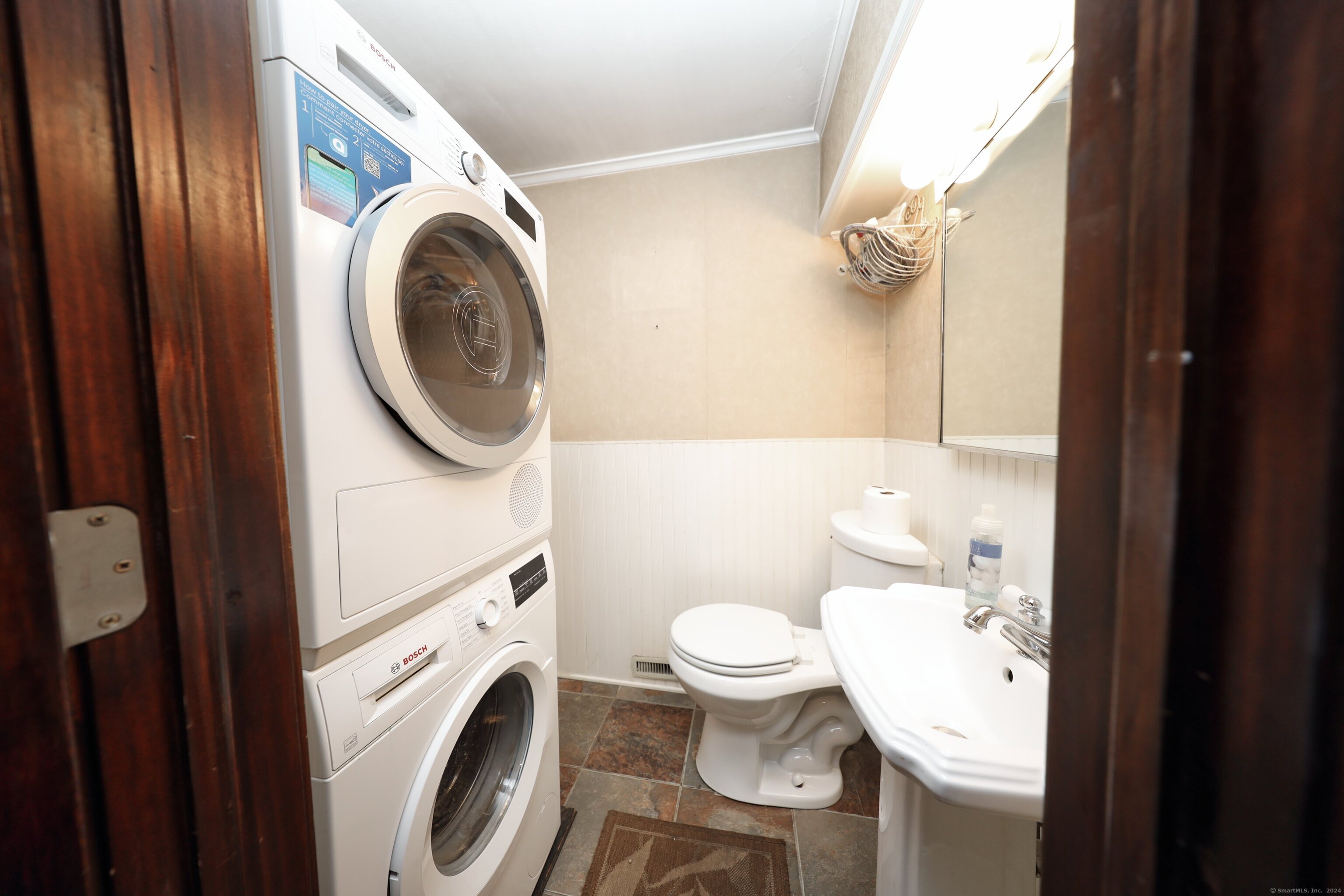 206 East Street, Wolcott, Connecticut image 27
