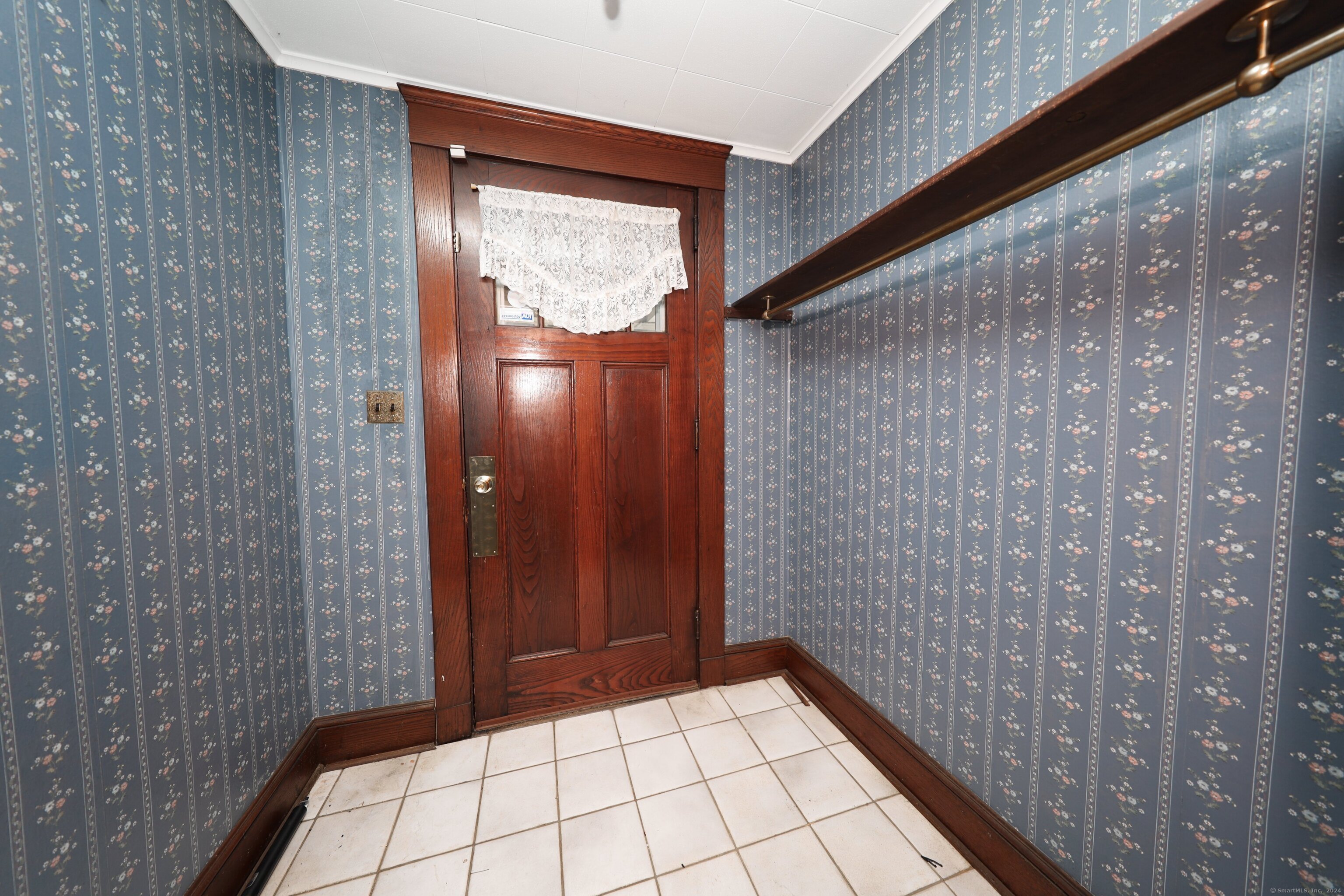 206 East Street, Wolcott, Connecticut image 12