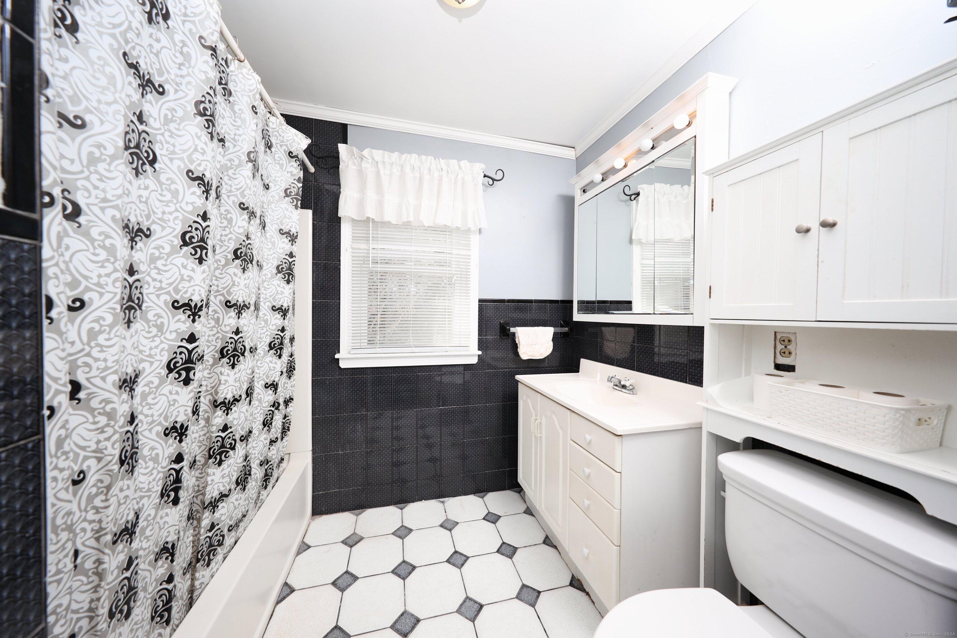 206 East Street, Wolcott, Connecticut image 36