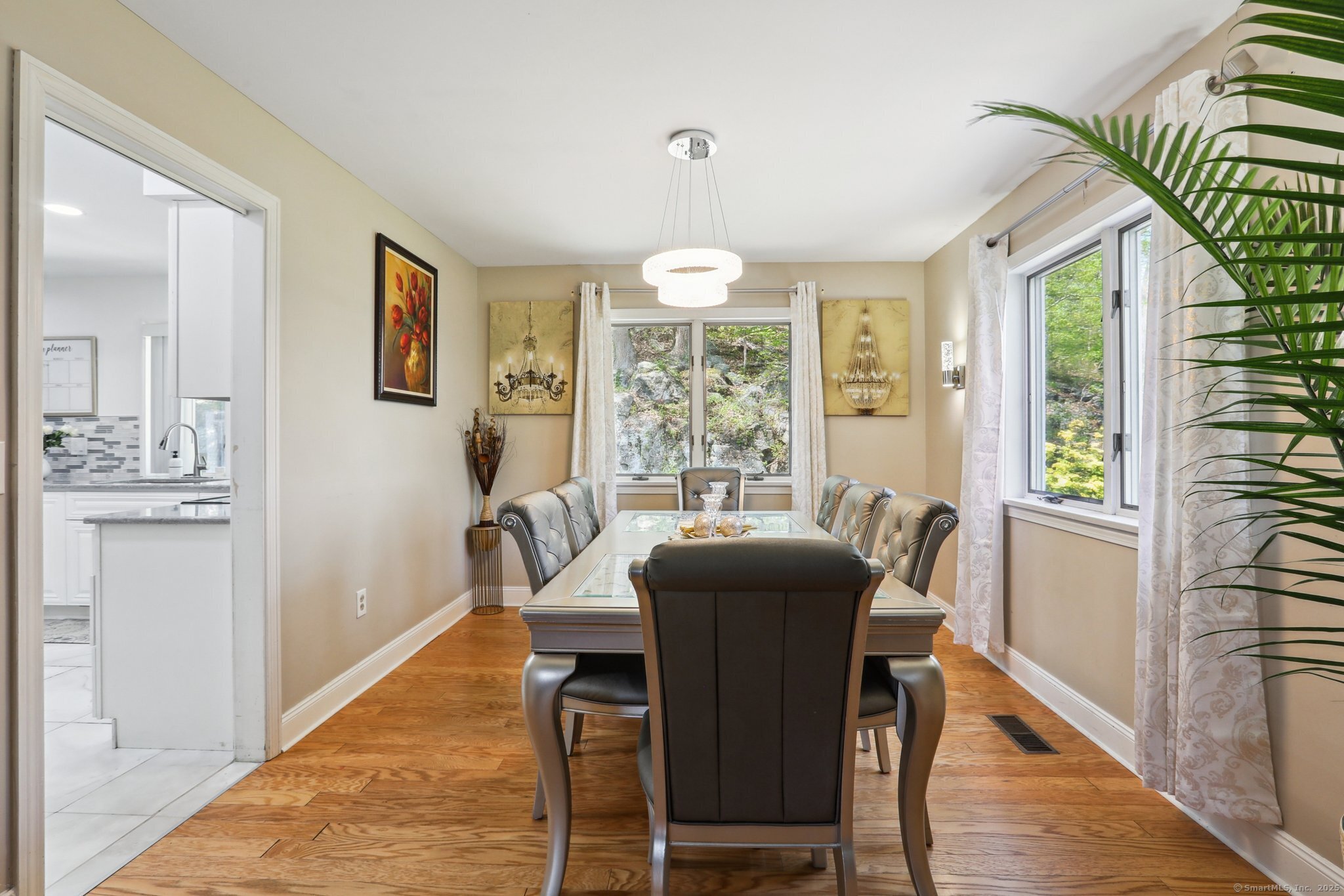 219 Robinwood Road, Waterbury, Connecticut image 6