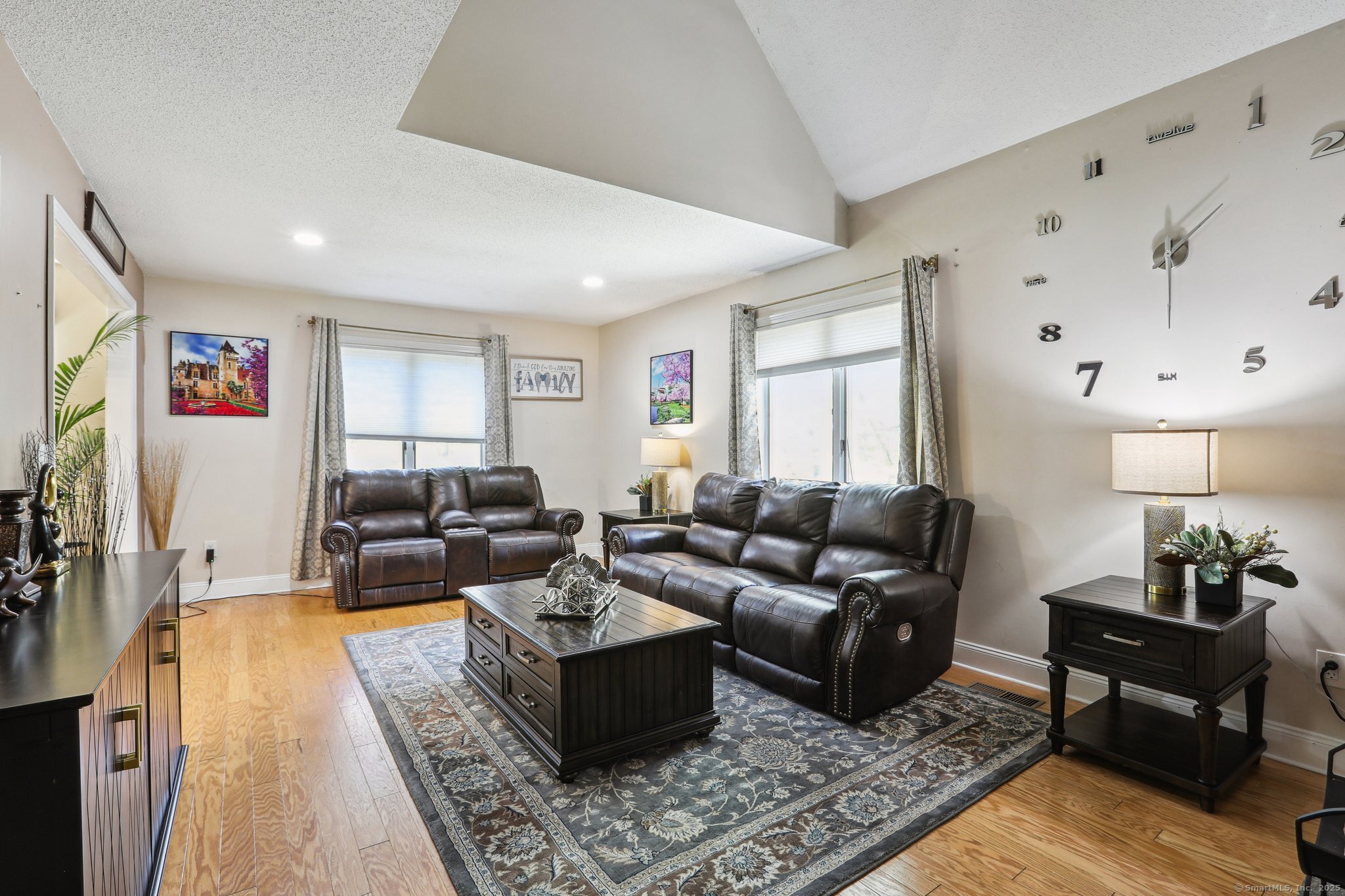 219 Robinwood Road, Waterbury, Connecticut image 9