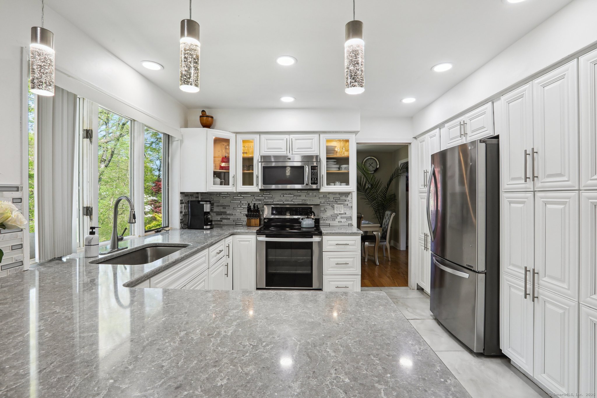 219 Robinwood Road, Waterbury, Connecticut image 4