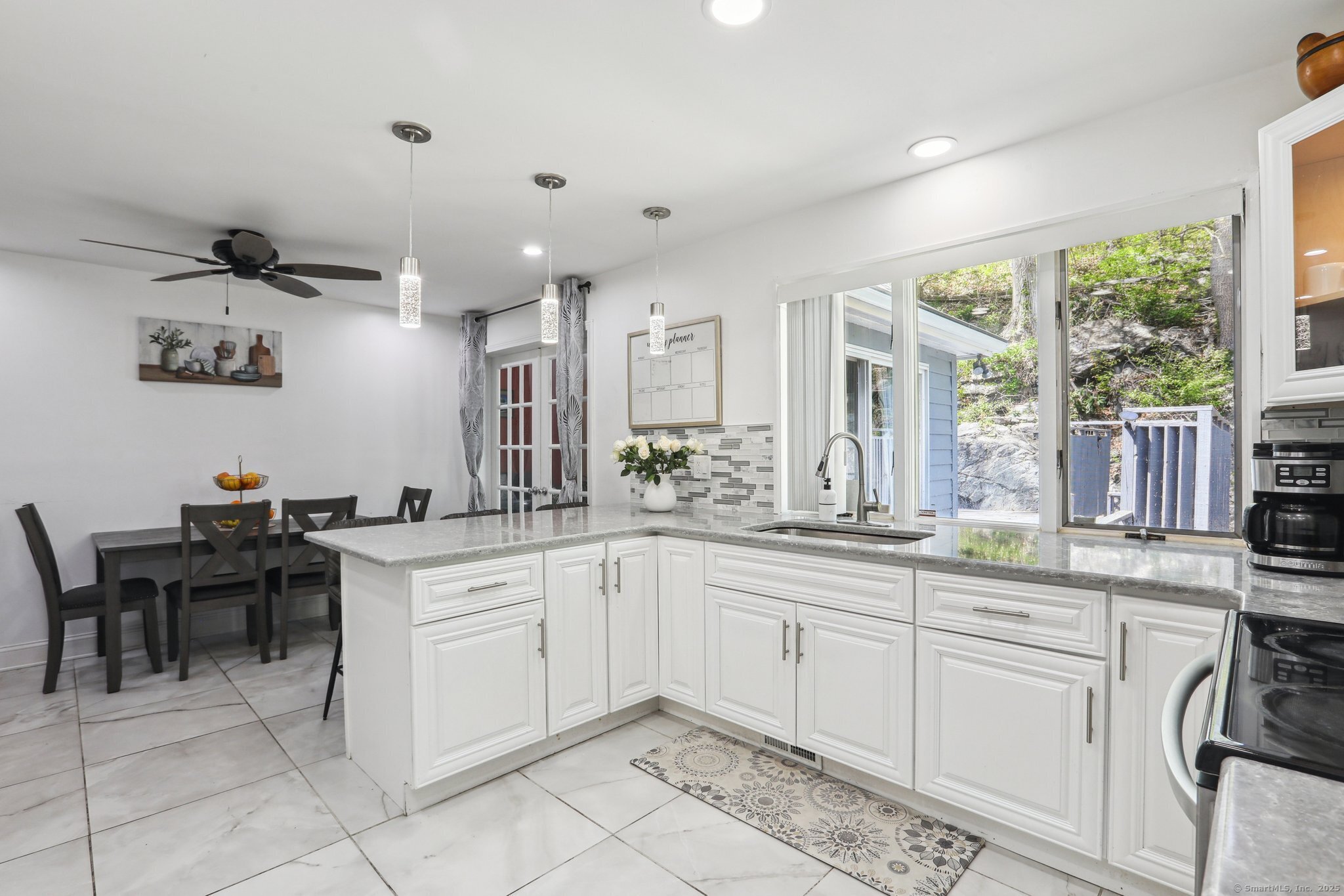 219 Robinwood Road, Waterbury, Connecticut image 5