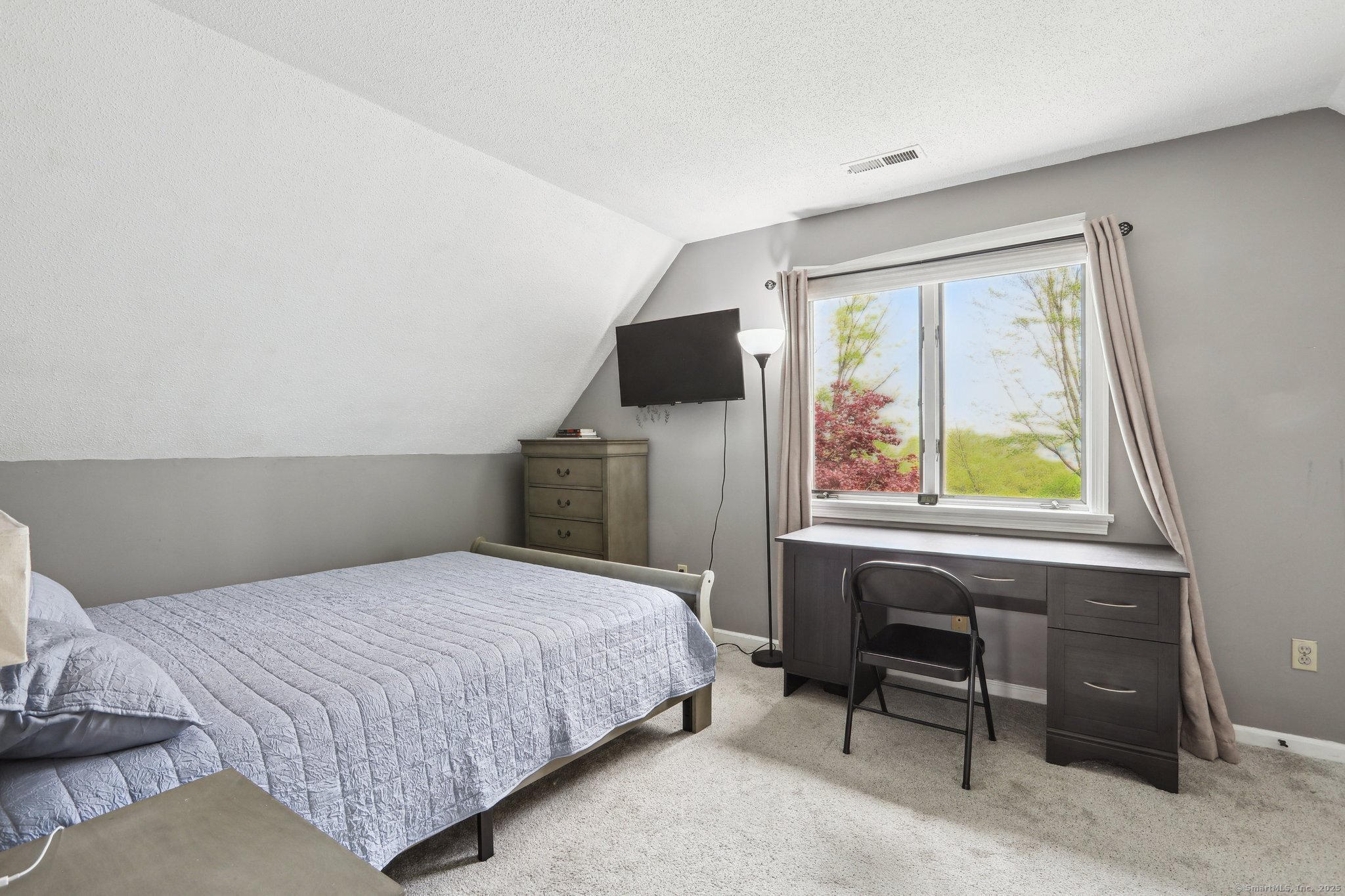 219 Robinwood Road, Waterbury, Connecticut image 20