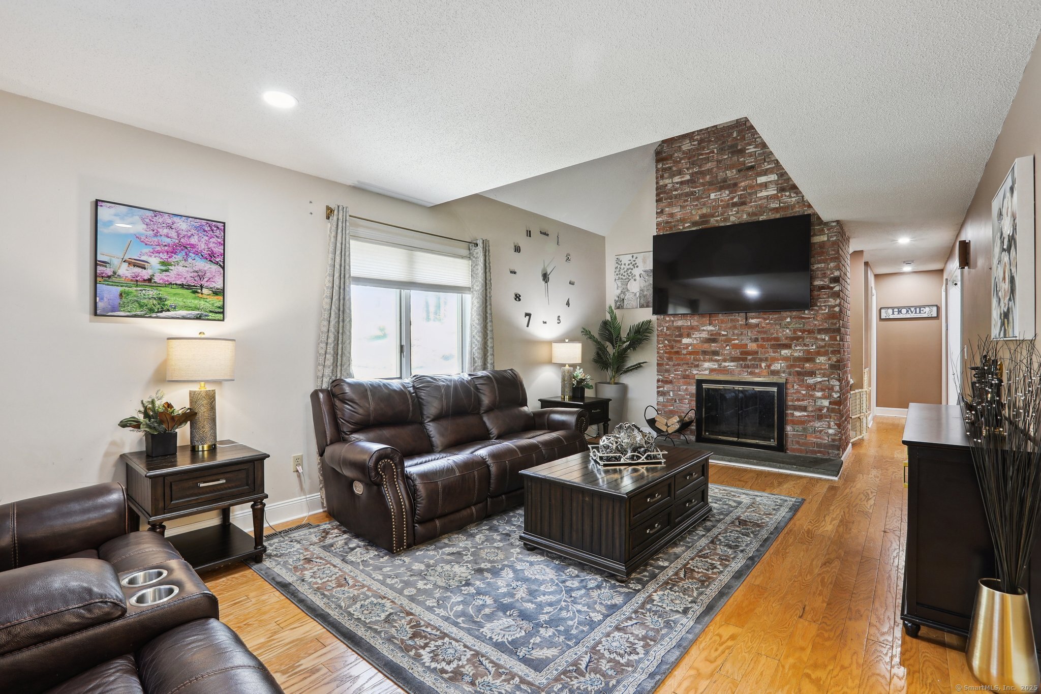 219 Robinwood Road, Waterbury, Connecticut image 8