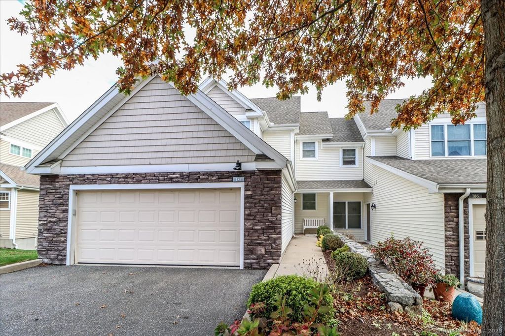 Photo of 184 Kyles Way #184, Shelton, CT 06484 (MLS # 24138300)