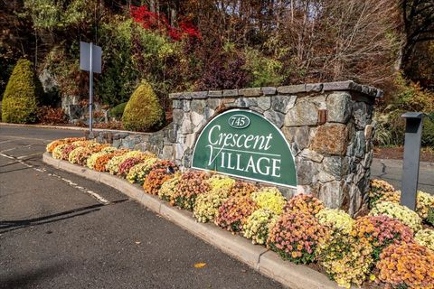 Tiny photo for 184 Kyles Way #184, Shelton, CT 06484 (MLS # 24138300)