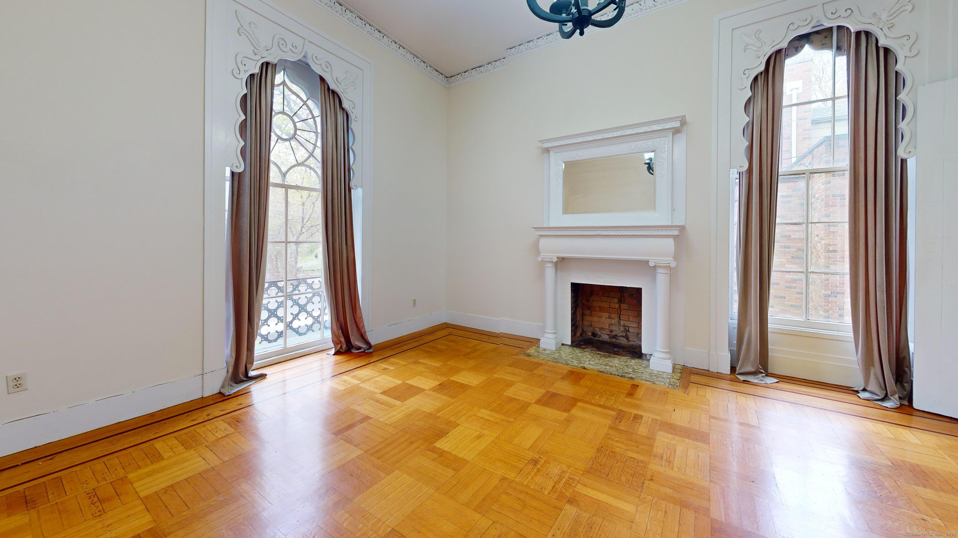 Rental Property at Chapel Street 3B, New Haven, Connecticut - Bedrooms: 1 
Bathrooms: 1 
Rooms: 4  - $2,395 MO.