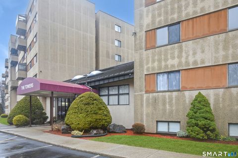 Photo of 116 Putter Drive #116, Wallingford, CT 06492 (MLS # 24158549)