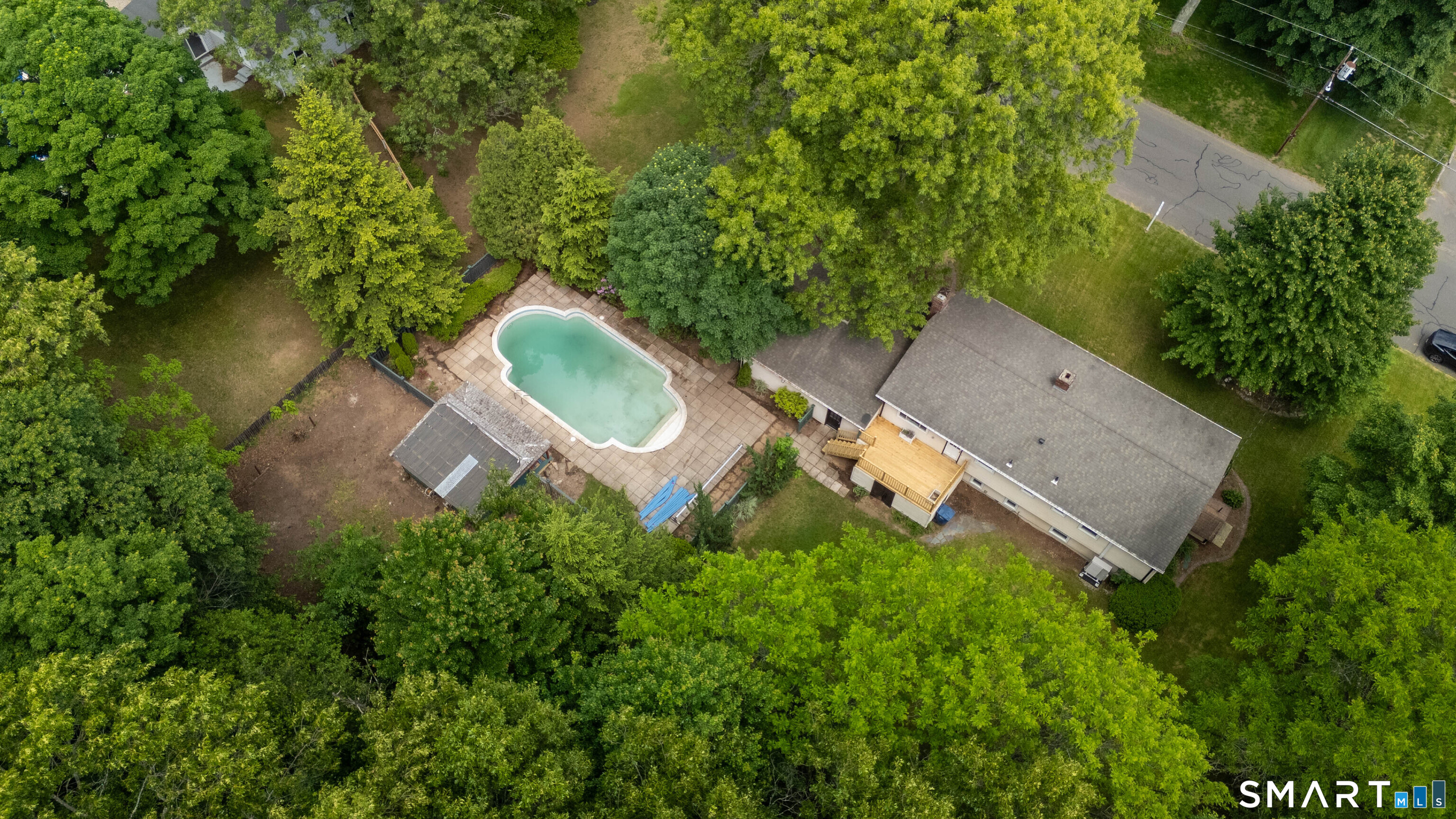 31 Hollow Brook Road